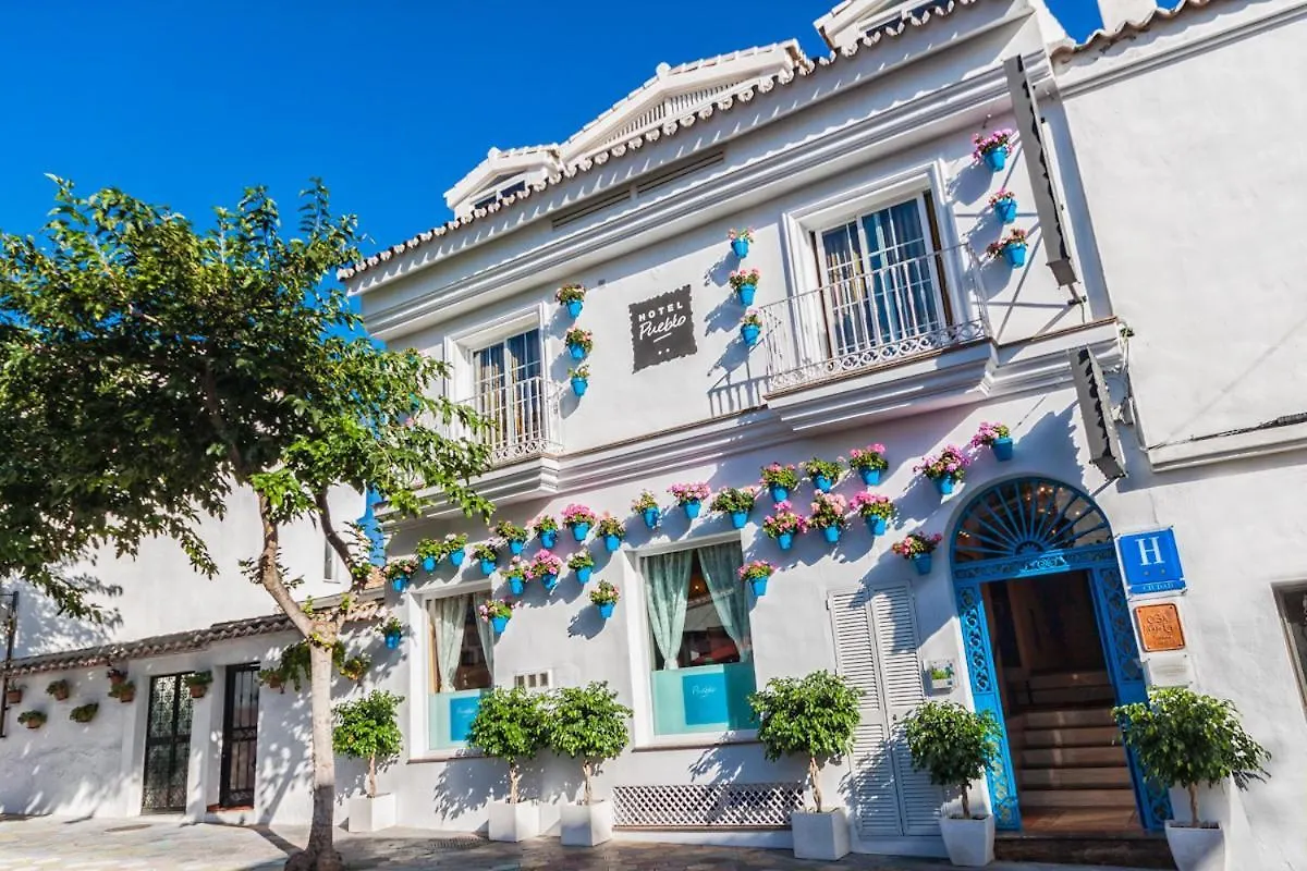 Boutique Hotel Pueblo contacts