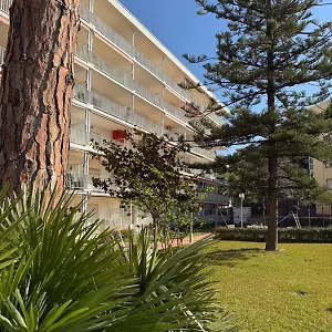 Hesperia Palmyra , Salou España