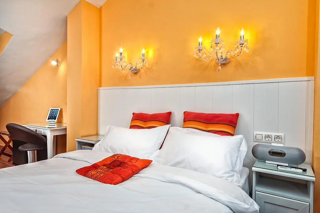 Boutique Hotel Pueblo Benalmadena 2*,