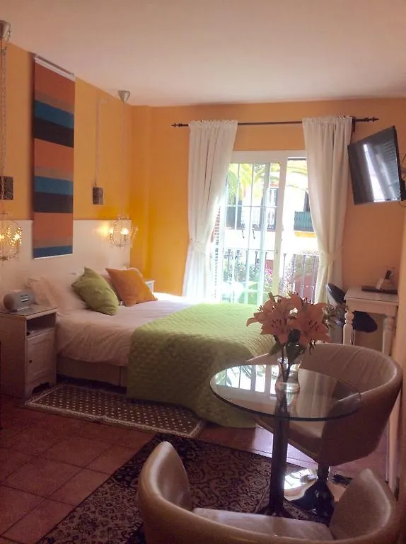 Boutique Hotel Pueblo Benalmadena 2*,